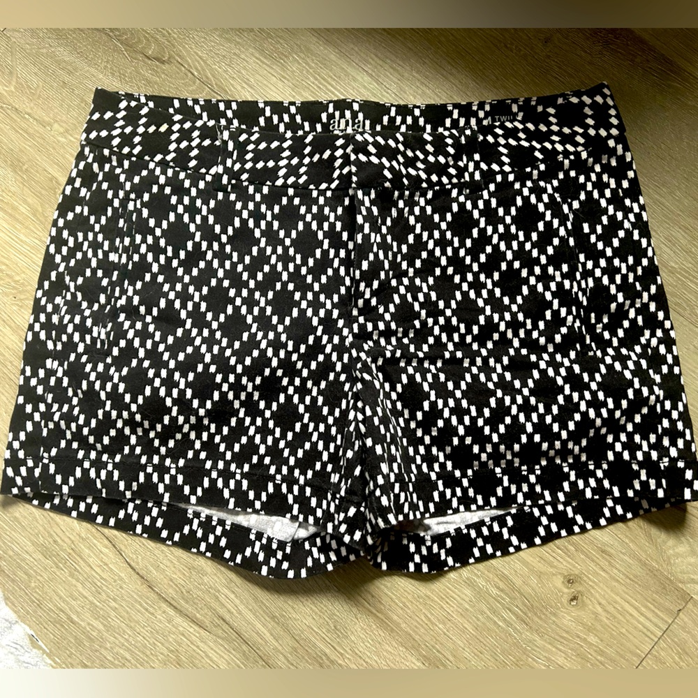 A.n.a Twill Shorts size 4